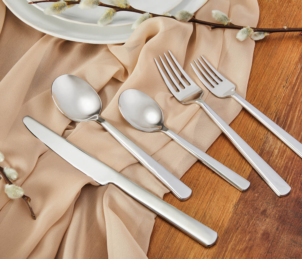 Hanover 5-Piece Flatware Setting view 10