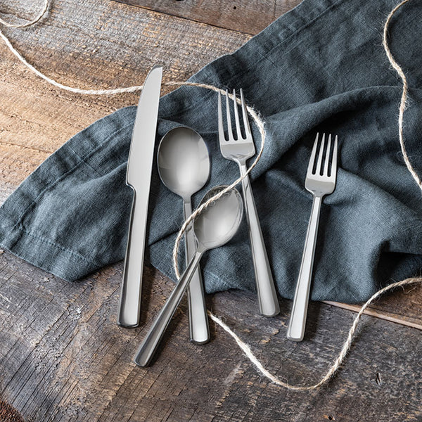 Hanover 5-Piece Flatware Setting view 2