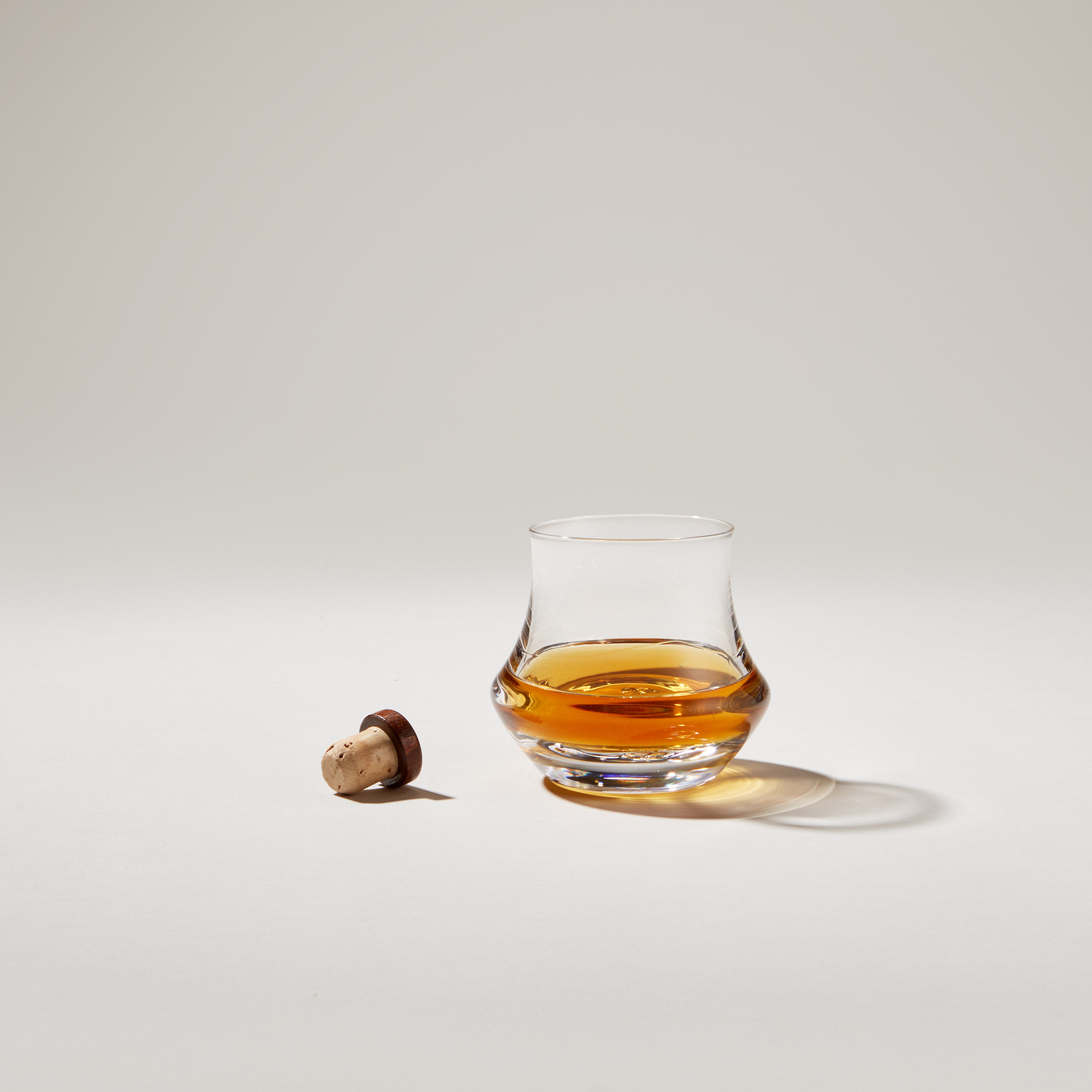 Simon Pearce Madison Whiskey Glass - Thumbnail 3
