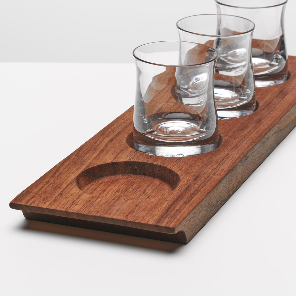 Shoreham Whiskey Set with Walnut Wood Base view 3
