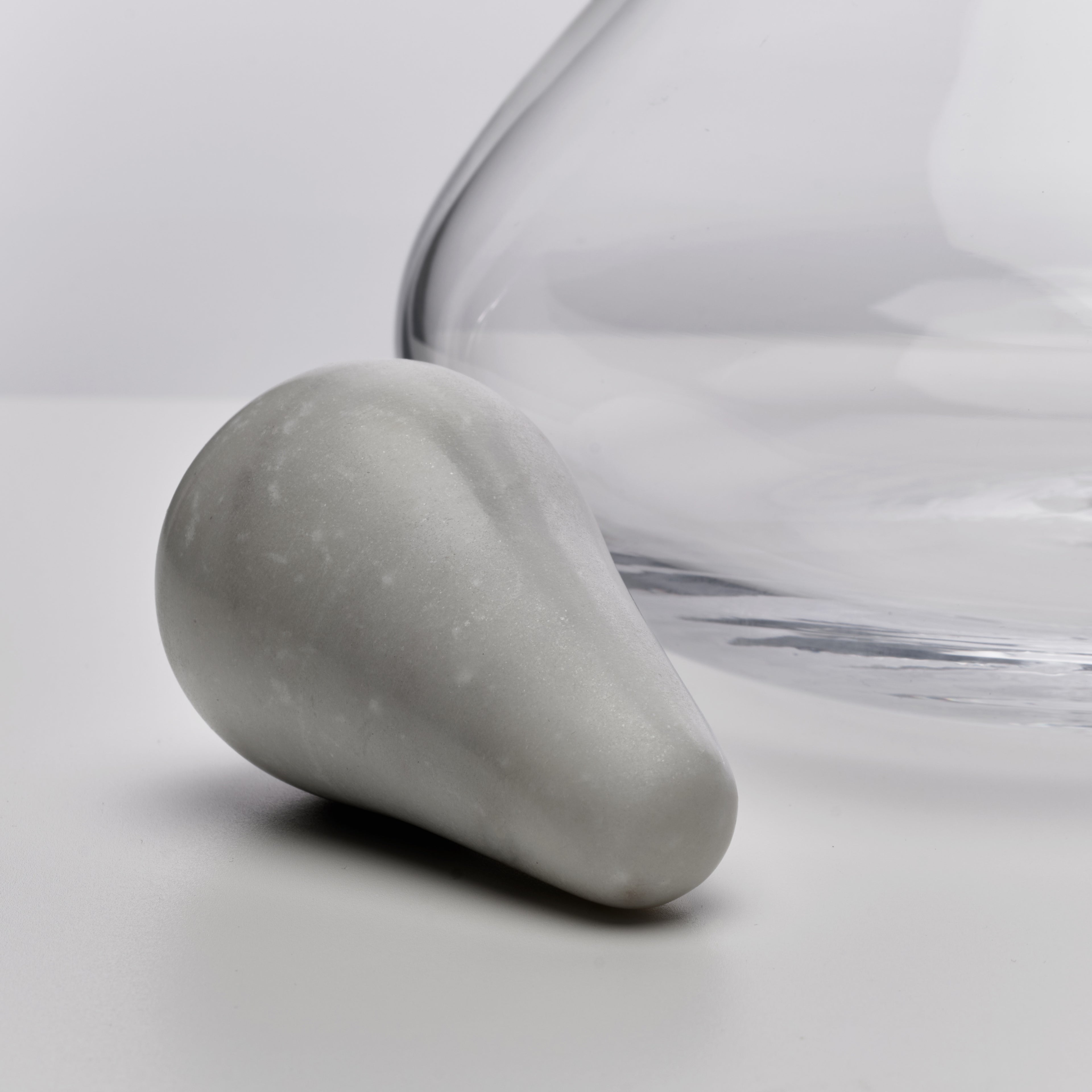 Vintner Wine Decanter with Marble Stopper