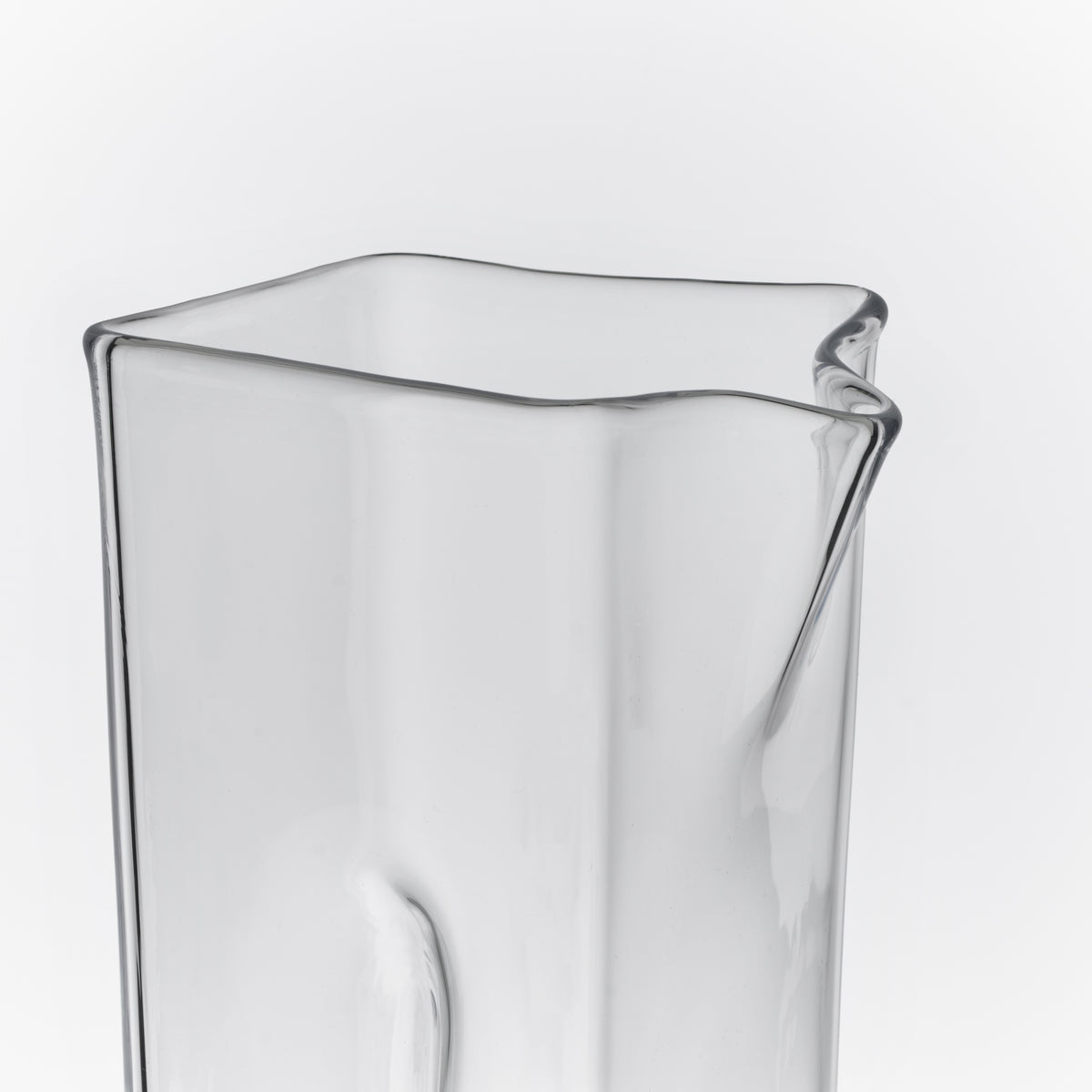 Woodbury Cocktail Carafe
