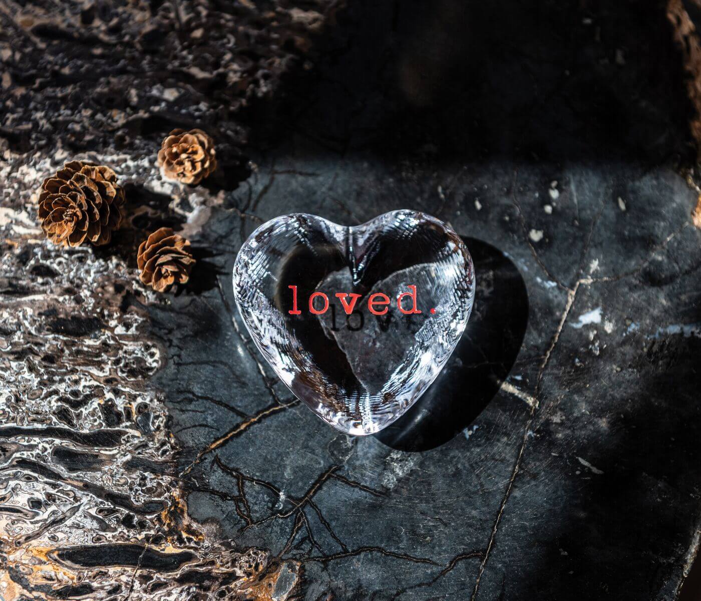 Simon Pearce Highgate Heart - Thumbnail 3