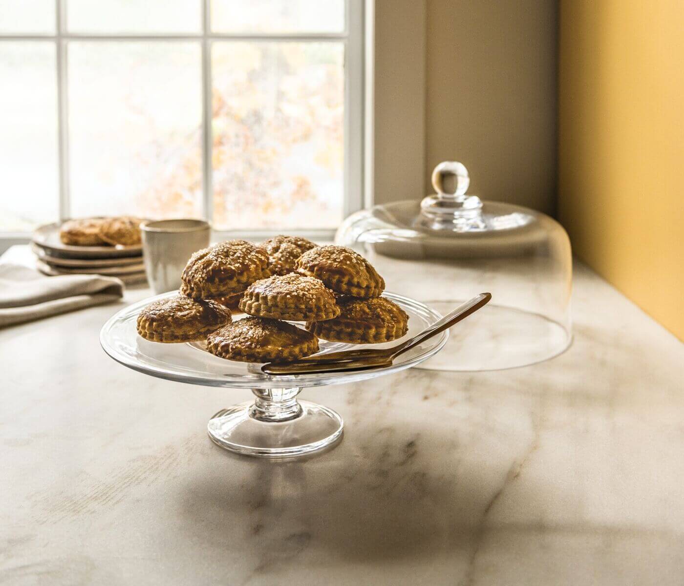 Simon Pearce Hartland Cake Plate | Handblown Glass