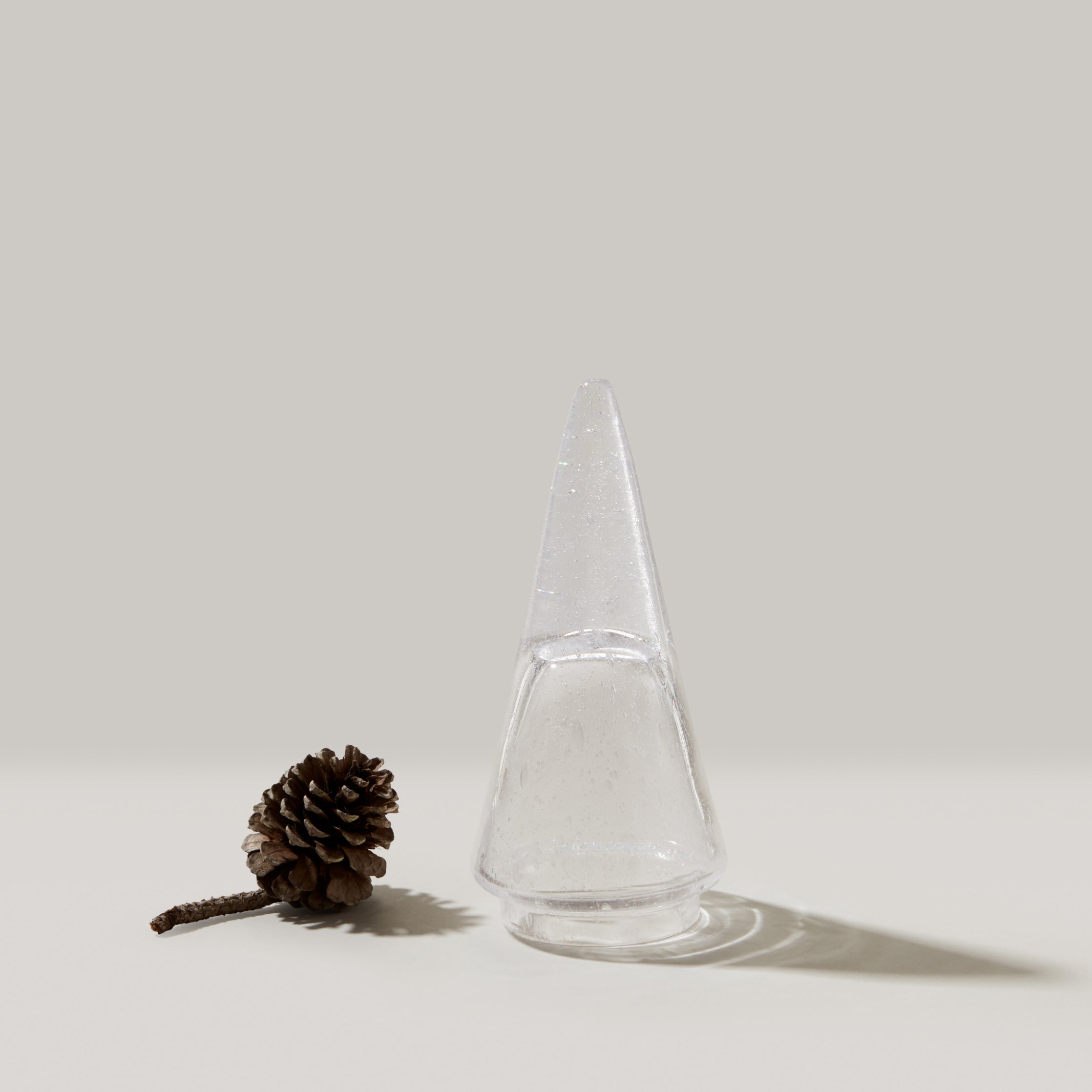 Vela Conical Evergreen 8 inch - Thumbnail 2