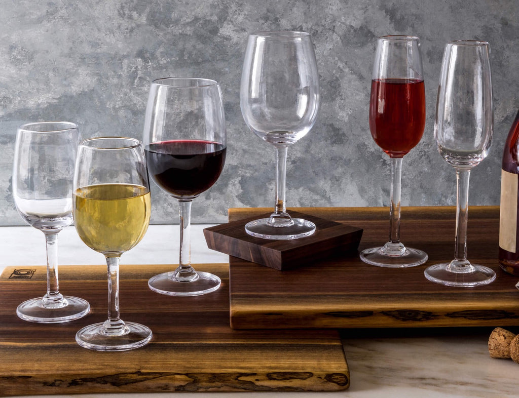 Hampton White Wine view 3